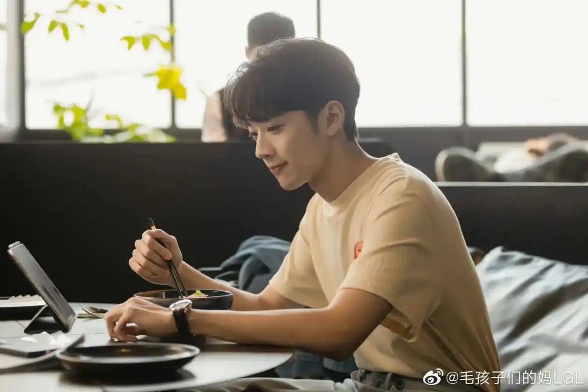 分享照片 #fly #生活碎片 #赖冠霖 star - 抖音