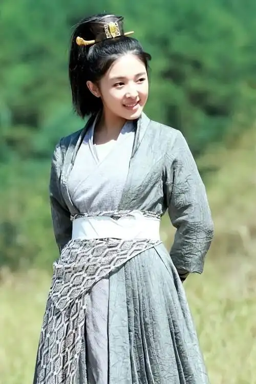 最近很火的女演员20岁左右(国内最新比较火女演员)-天晟网