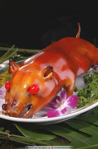 清明烤乳猪火热预定中