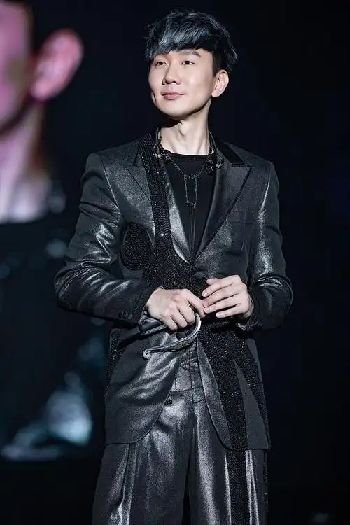 林俊杰的唱功是否被神化了