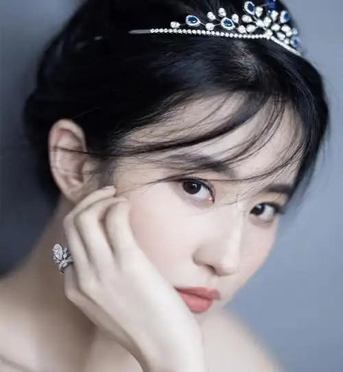 刘亦菲不同方位的可爱头像美照欣赏