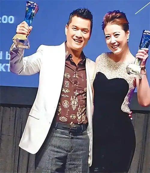 软饭硬吃?吕良伟一婚娶周海媚,二婚娶邝美云,三婚娶亿万富婆