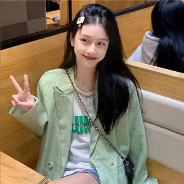 温柔干净高质量的稀有女头 笑容超甜超级治愈的女生头像_女生头像_美