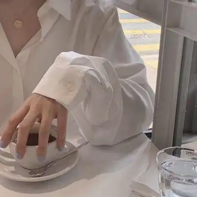 女生头像西服控