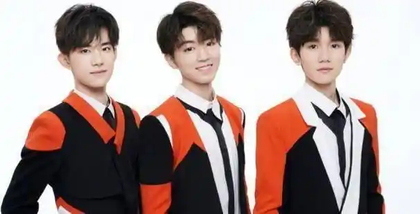 三小只要快快长大,不要再受钳制了_小孩_什么_女装