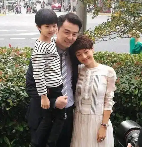 《我的前半生》魏之皓赚足观众眼泪,靳东与马伊琍关系突飞猛进_妈妈