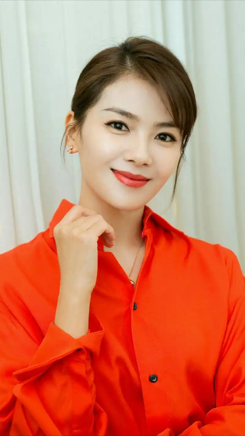 刘涛写真美图:风姿绰约,温婉动人