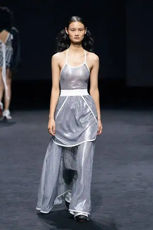 ss22上海时装周day8在时尚的节奏中重复永恒