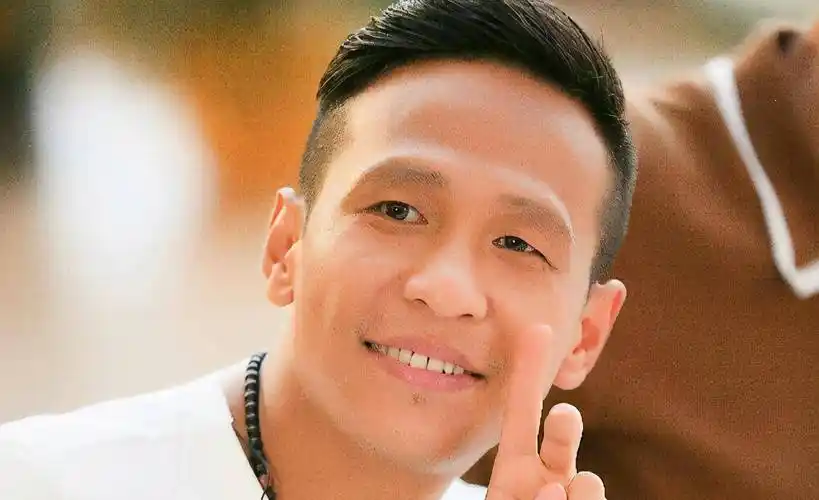 不管男女老少,只要一说起宋小宝,大家都会先笑出声