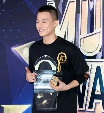 欧豪发型,男生发型,寸头发型,发型设计知识