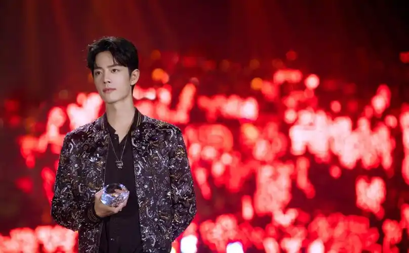 最新2020肖战壁纸_帅气魅力的肖战