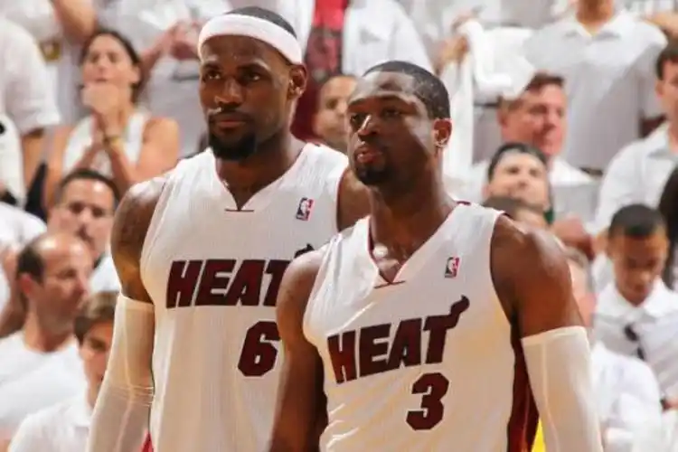 导语:队吹角蚋缌那,场上是敌人,场下是兄弟,各自全力以赴,便是对