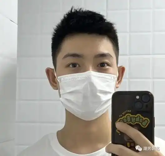 男生不烫不染的3款发型清爽干净剪完秒变帅气小哥哥