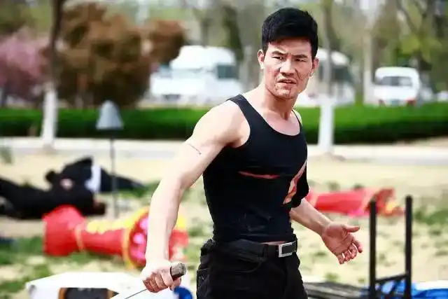 14岁一夜成名如今遭全网群嘲童星嘎子哥为何屡屡翻车