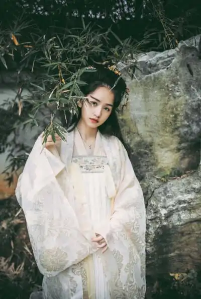 古风真人 壁纸 女生头像 女头 小清新 虐心 唯美 高清 意境