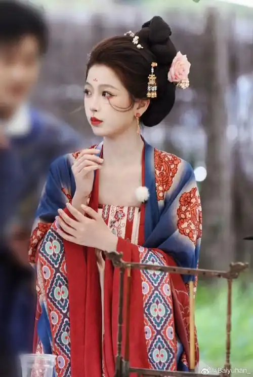 han##虞书欣的雪儿#  又到了一年盛夏 有没有怀念2021年的苍兰决呢