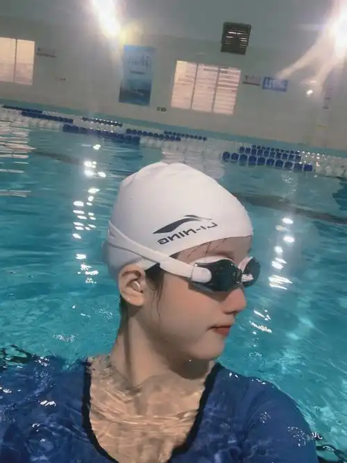 自学游泳真的好难