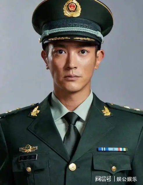 不矫揉造作不油头粉面这9位演员告诉你什么叫军人形象