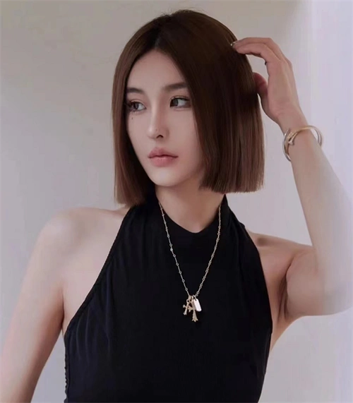 超a短发一刀切 张扬时尚与霸气_女生短发 - 美发站