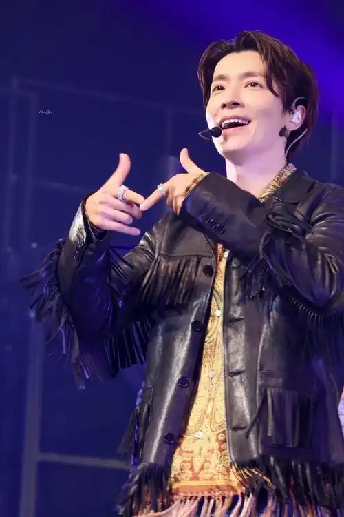 李东海饭拍##李东海艺能新星