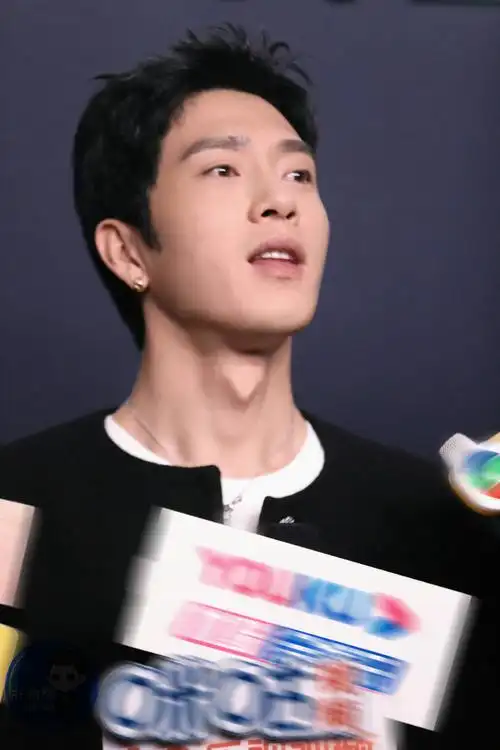 井柏然超话jbr#井柏然香奈儿品牌形象大使#感知蔚蓝97感知浪漫