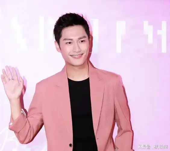 从流量小生到"鸡爪天王",朱梓骁诠释了什么叫做真正的"人精"|演员