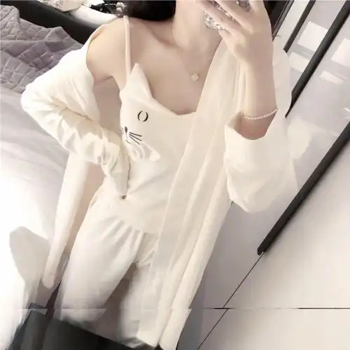 野洵 部位女 锁骨