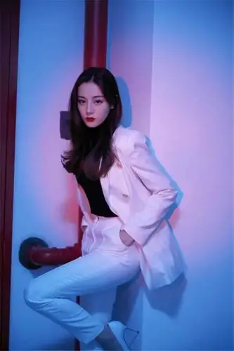 迪丽热巴明星同款白色西装套装女气质春季新款职业西服两件套8130